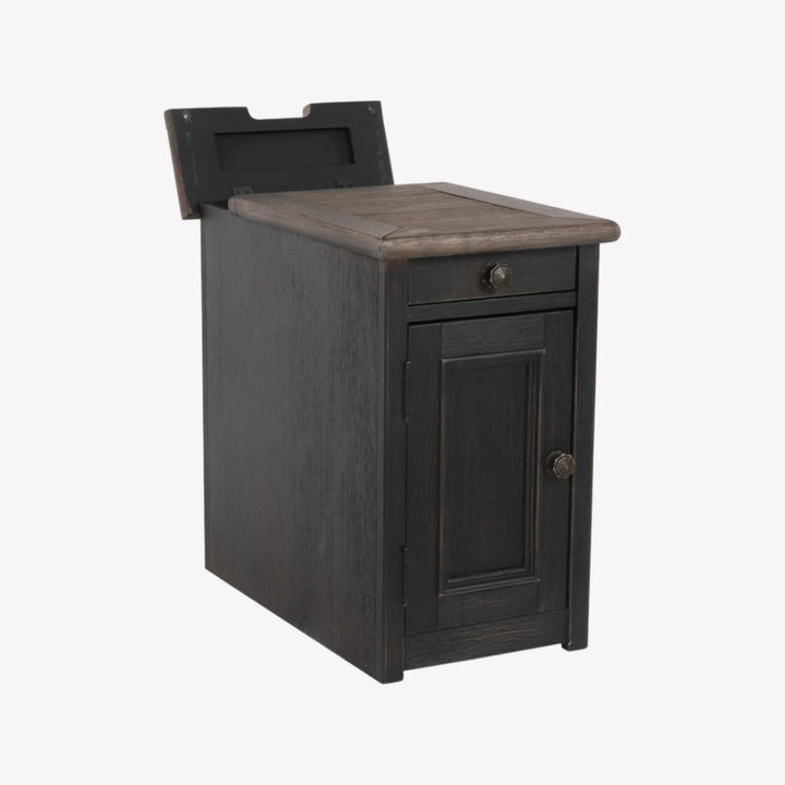 T736-7 Tyler Creek Chairside End Table In Greyish Brown/ Black Finish | Signature Design By Ashley