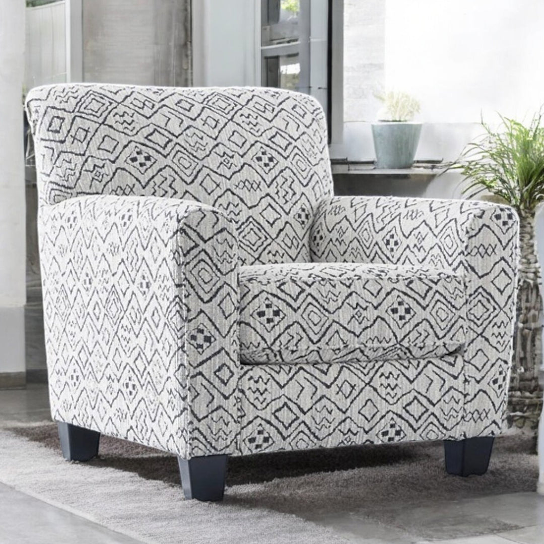 A3000658 Hayesdale Accent Chair In Black/ Cream Finish | Signature Design By Ashley