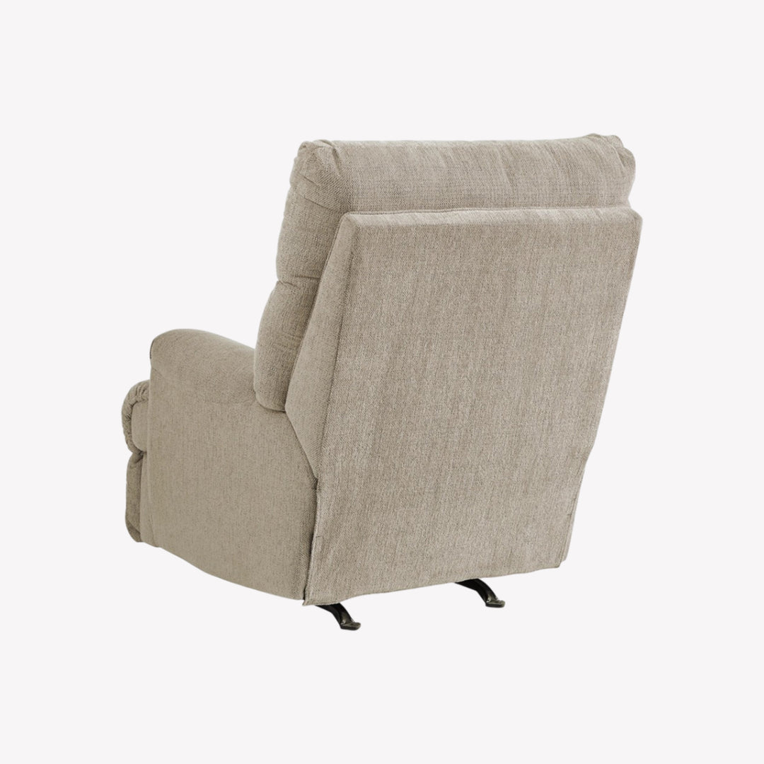 4660425 Man Fort Manual Rocker Recliner Chair In Dusk Finish | Signature Design By Ashley