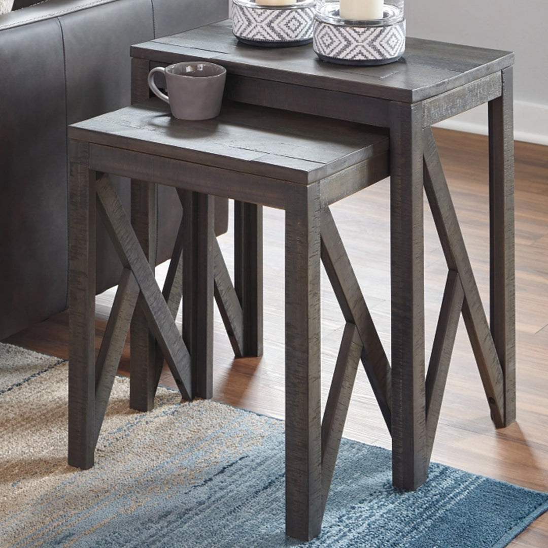 A4000229 Emerdale Nesting Accent Table In Grey Finish (Set of 2) | Signature Design By Ashley