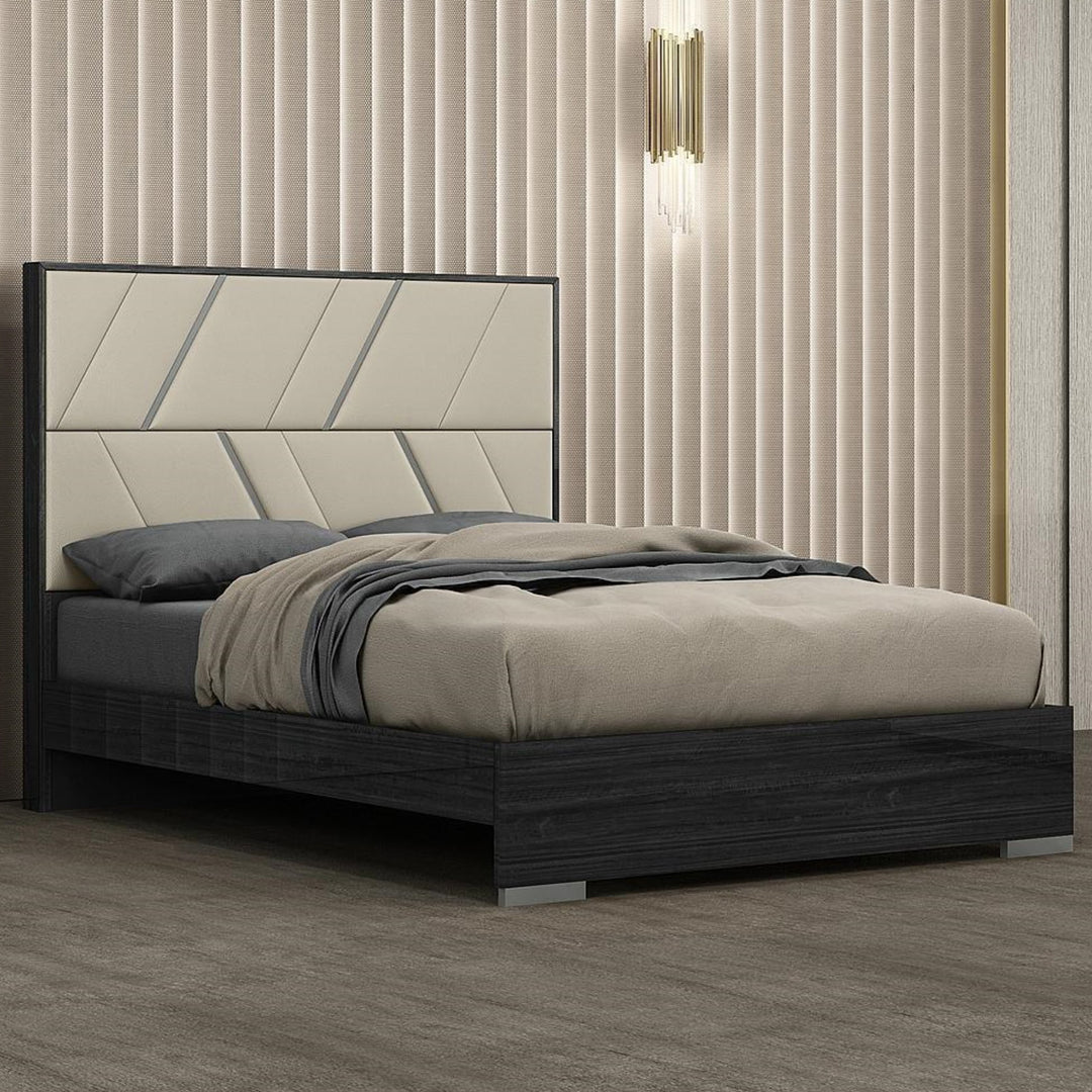 Harper Solid Wood Platform Bed With High Gloss Finish - Grey