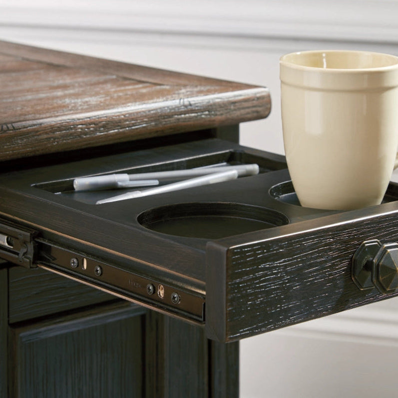 T736-7 Tyler Creek Chairside End Table In Greyish Brown/ Black Finish | Signature Design By Ashley