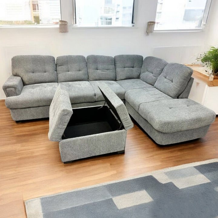 Bena Comfortable Sectional Sofa With RHF Chaise & Storage Ottoman - Exquisite Grey